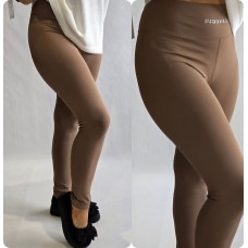 MUST : Izmērs 42-44  Superīgi ,ļoti elastīgi ,gluda auduma legingi ,jostas vietā gumija  (camel)