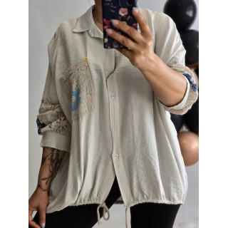 Itāļu ražotāja New Collection : 100% viskozes auduma krekls ( ar vieglu burzījuma efektu)  ,izmērs universāls 48-50-52-54 (bēša toņa)